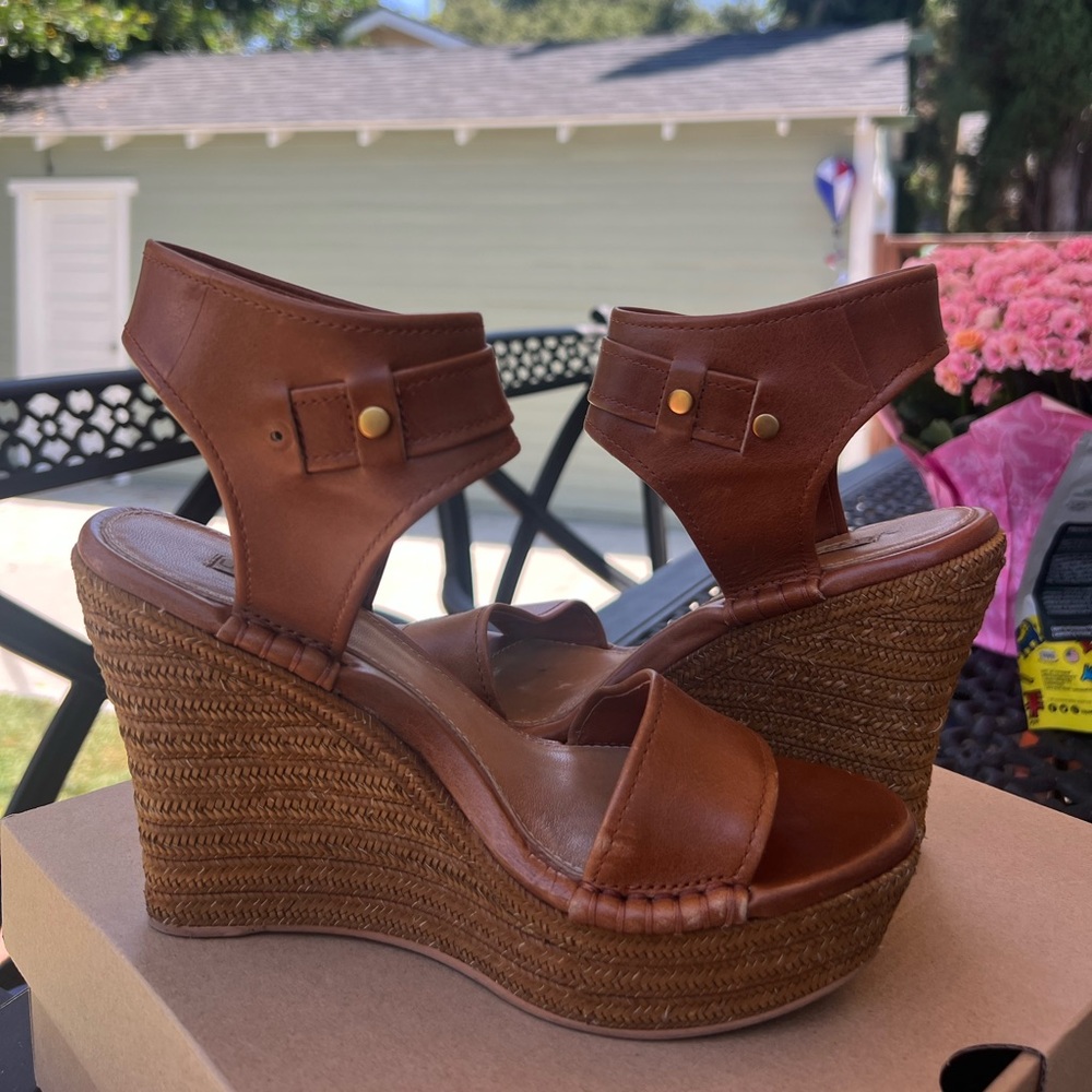 Ugg Wedges ! - image 3